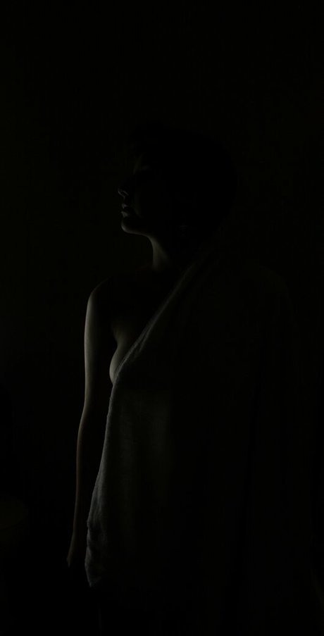 officialwybielo model img