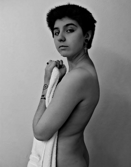 officialwybielo art actress archive