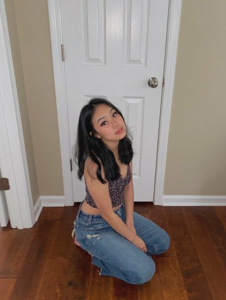 sonyaxule naked pornstar picture