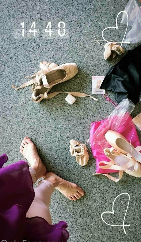 selfie nude onlyfans nudes archive