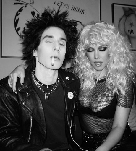 Kourtney Kardashian model nice gallery