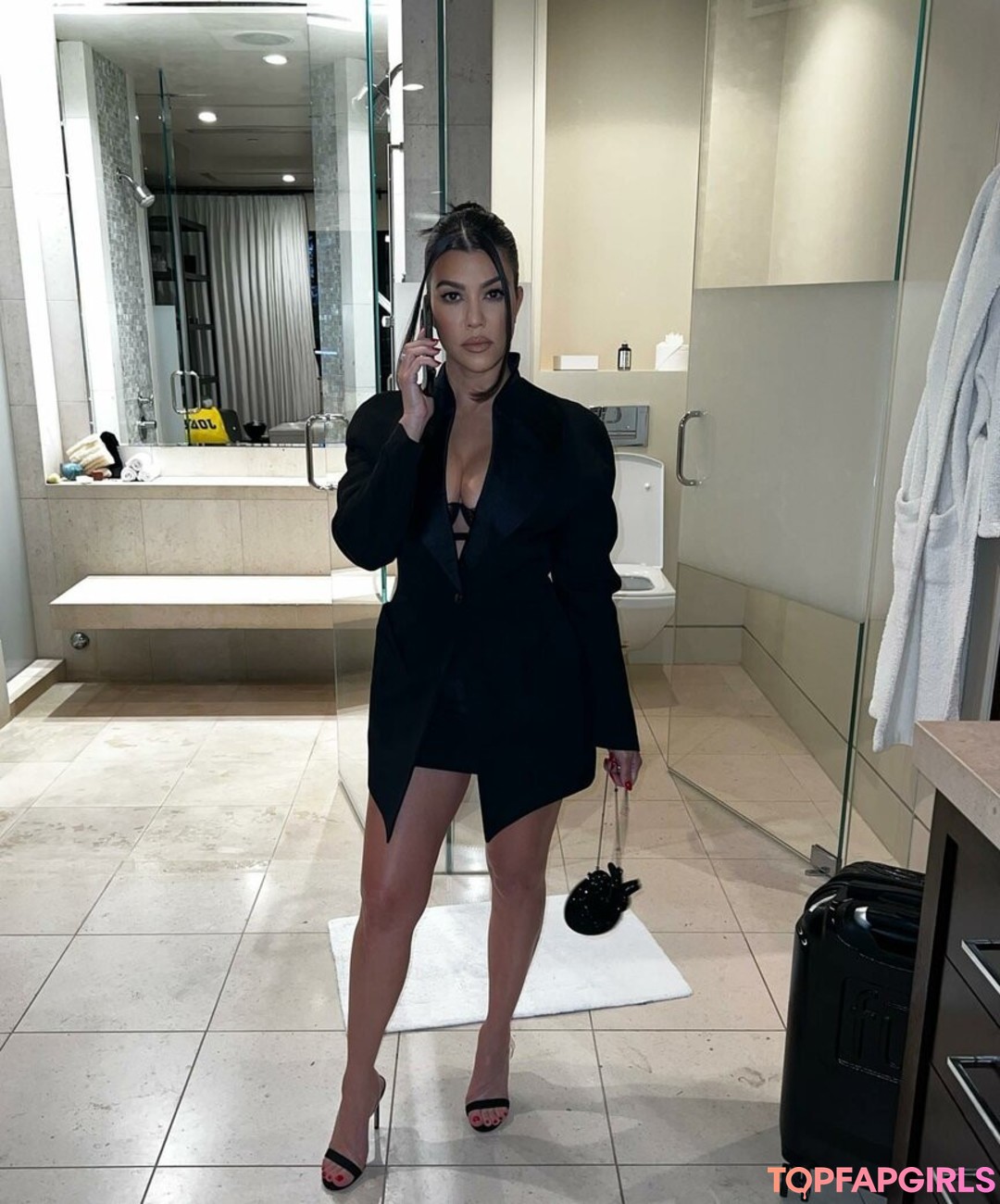 Kourtney Kardashian model top pics
