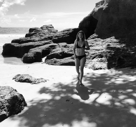 Bonnie Wright pornstar exclusive img