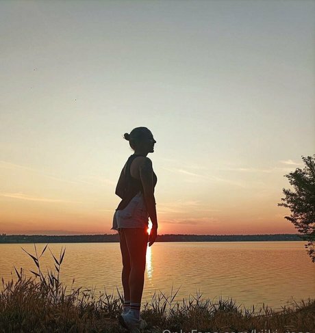 jinx roses model perfect archive