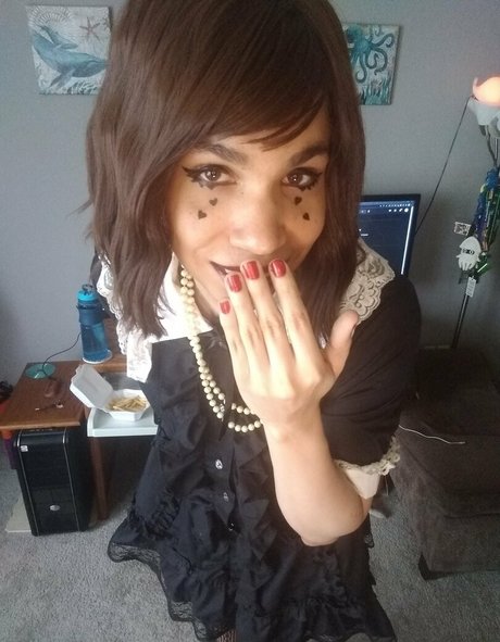 kitkat44 top model image