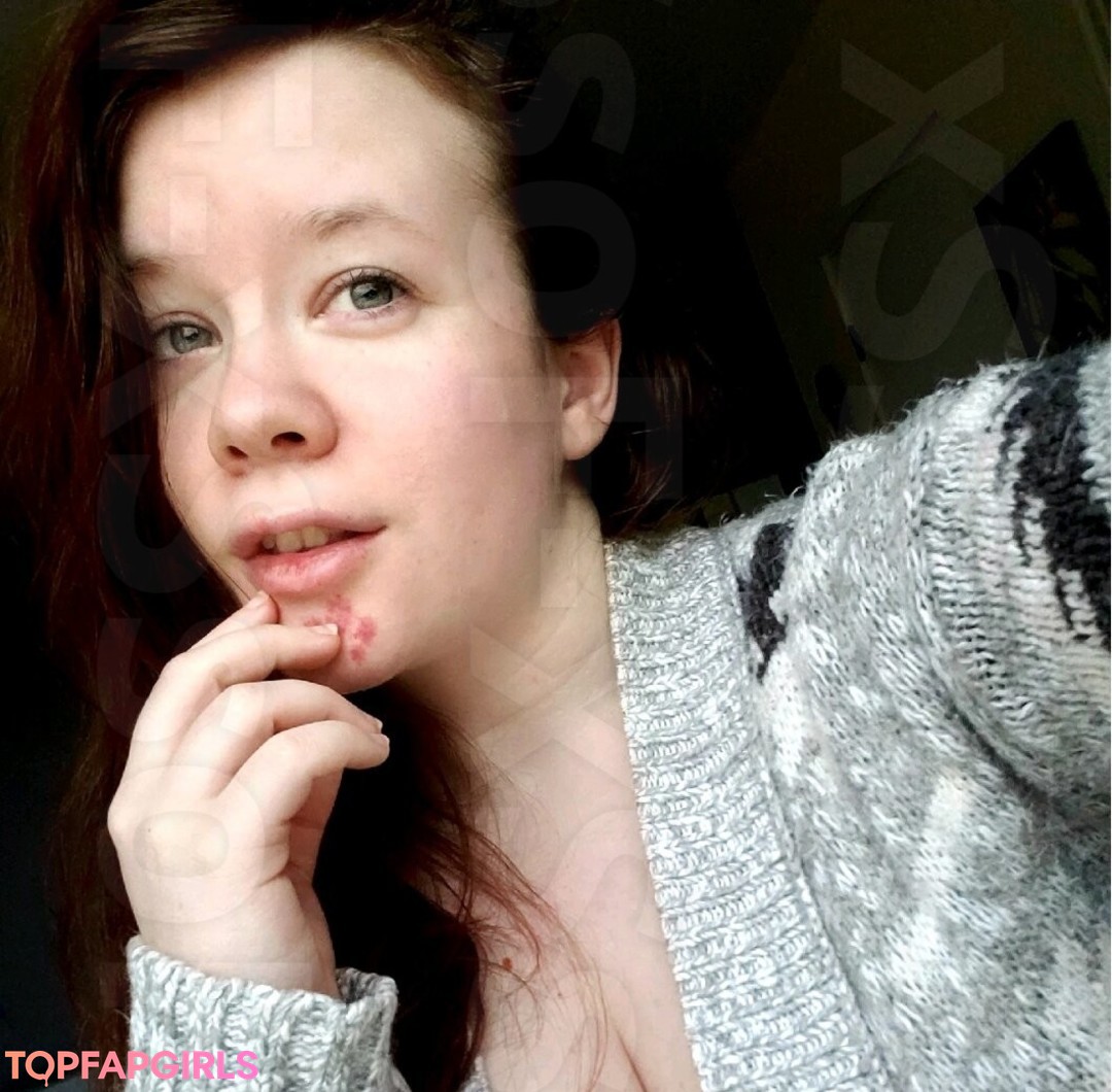 BittieTV model hot archive