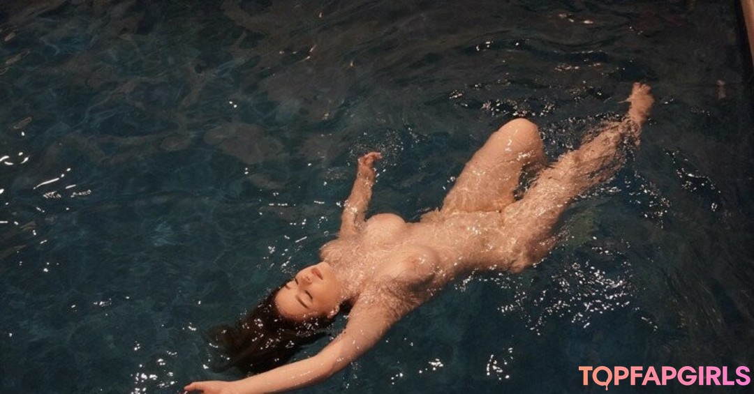 athletic blonde onlyfans hot naked picture