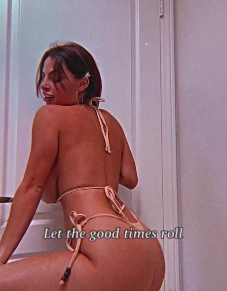 missalexapearl nudes model pic