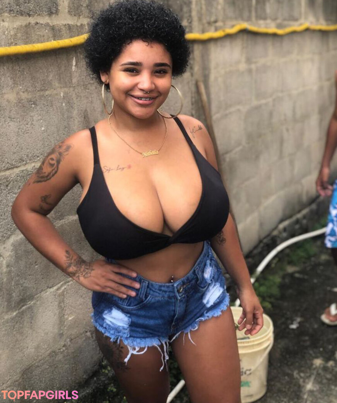 Nanah Rodrigues beautiful pornstar img