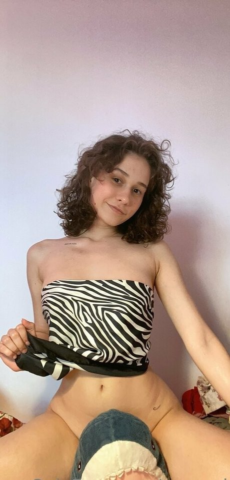 big tits skinny onlyfans hd pics