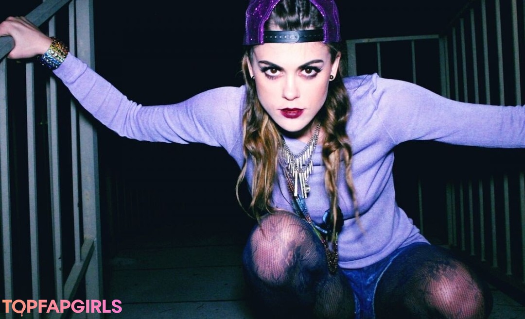 Lindsey Shaw model exclusive galleries