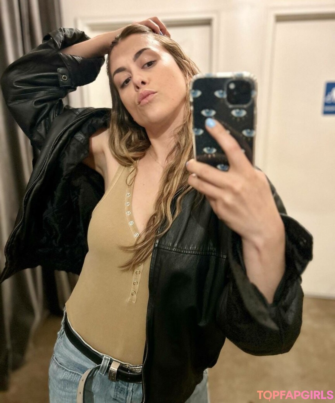 Lindsey Shaw pornstar nice pics