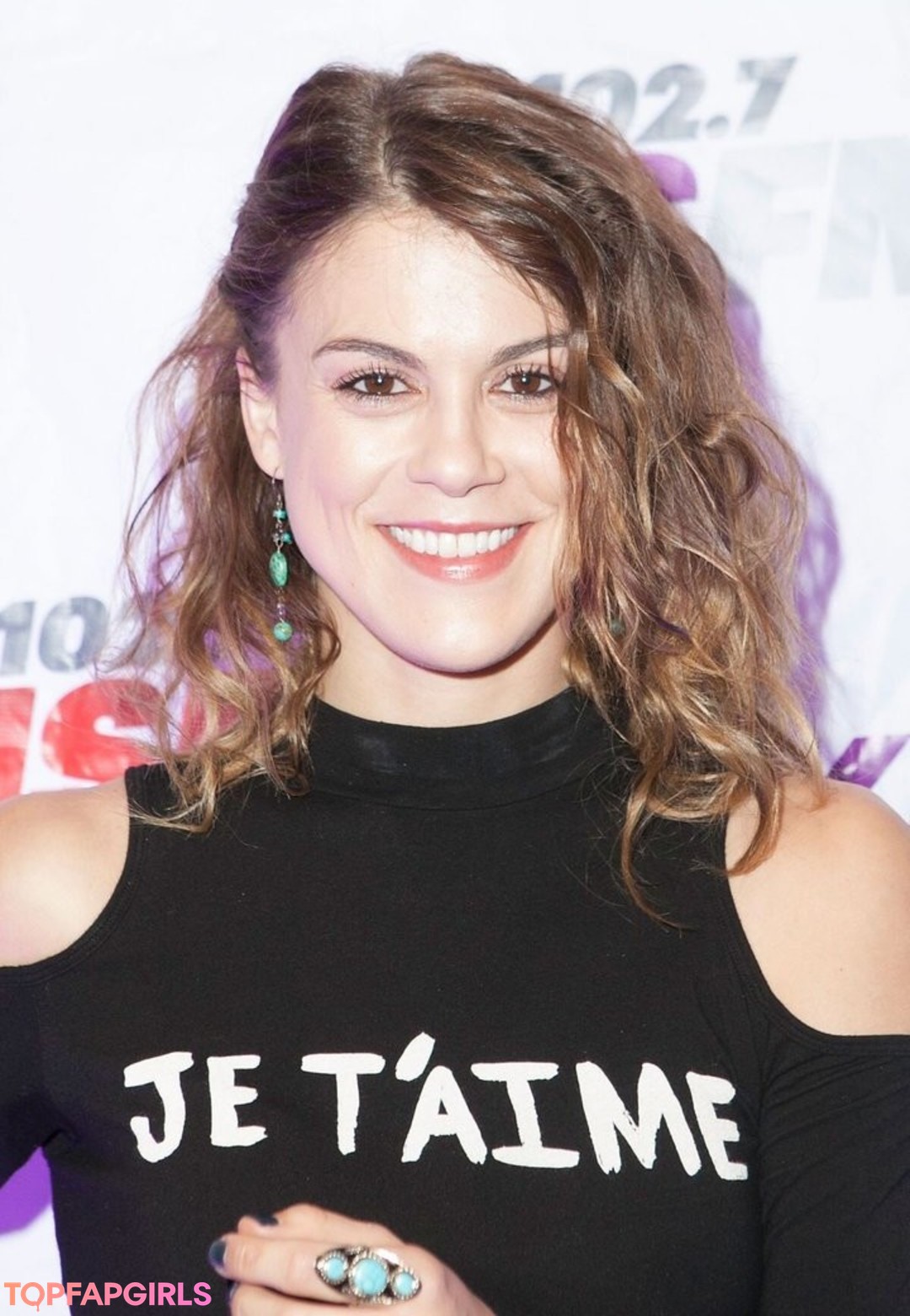 Lindsey Shaw hd model img