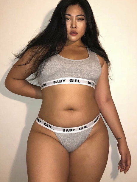 Jin Baek star naked picture