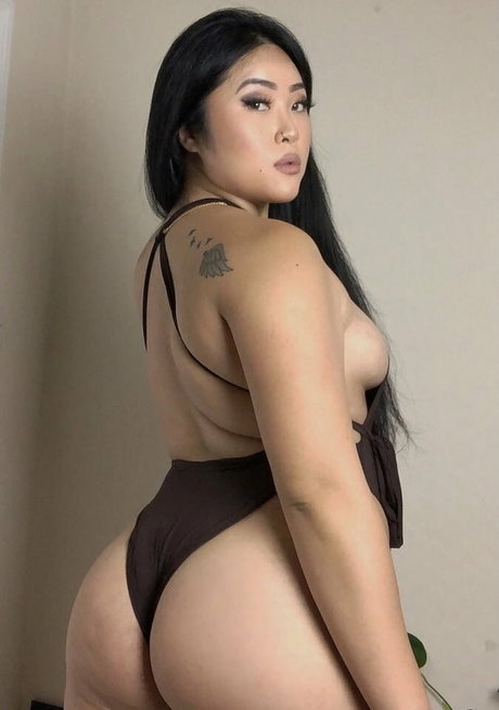 Jin Baek pornstar adult pictures