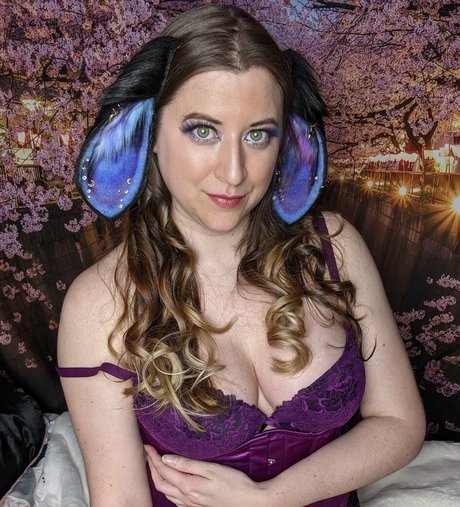 kimonokitsune free model pic