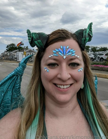 kimonokitsune model exclusive img