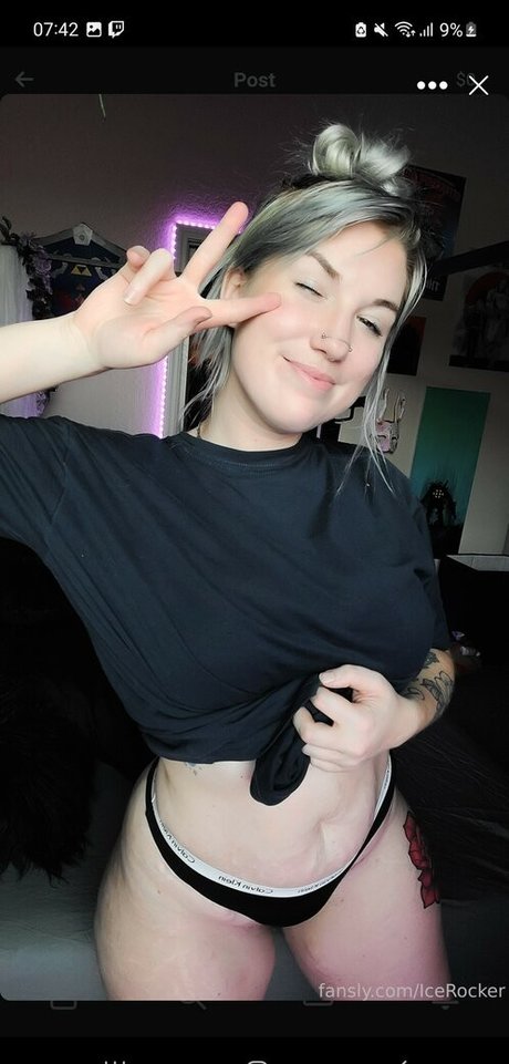 IceRocker hot star pics