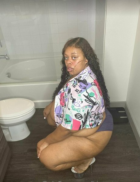 bigseeeeexxy naked star images