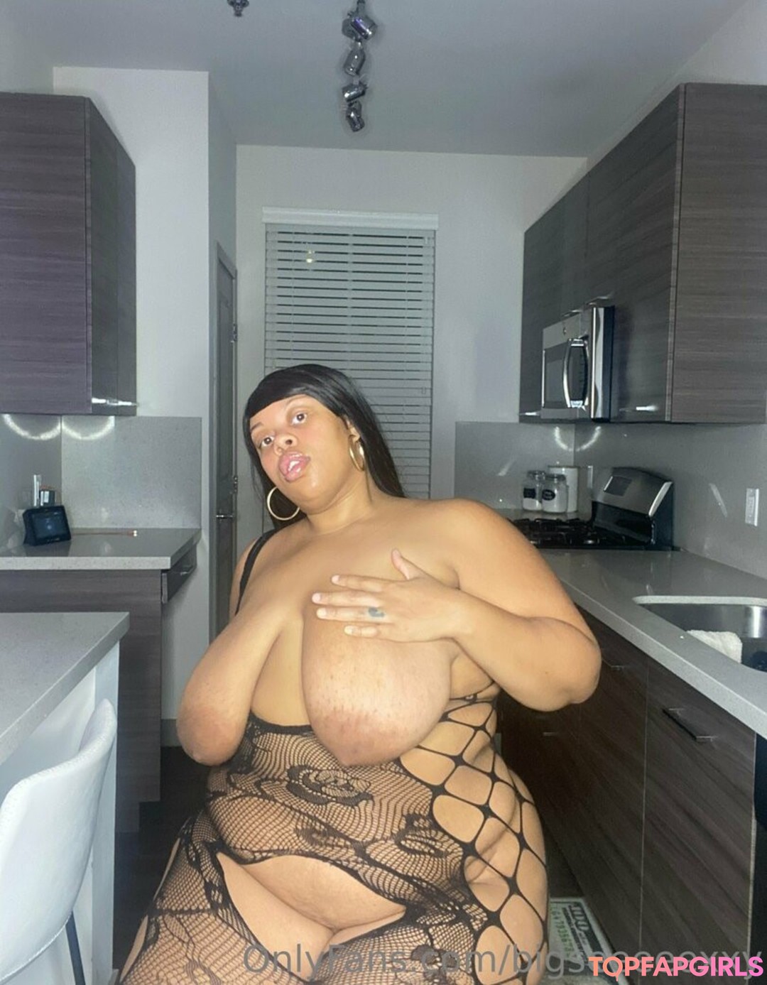 curvy fuck onlyfans hot nude archive