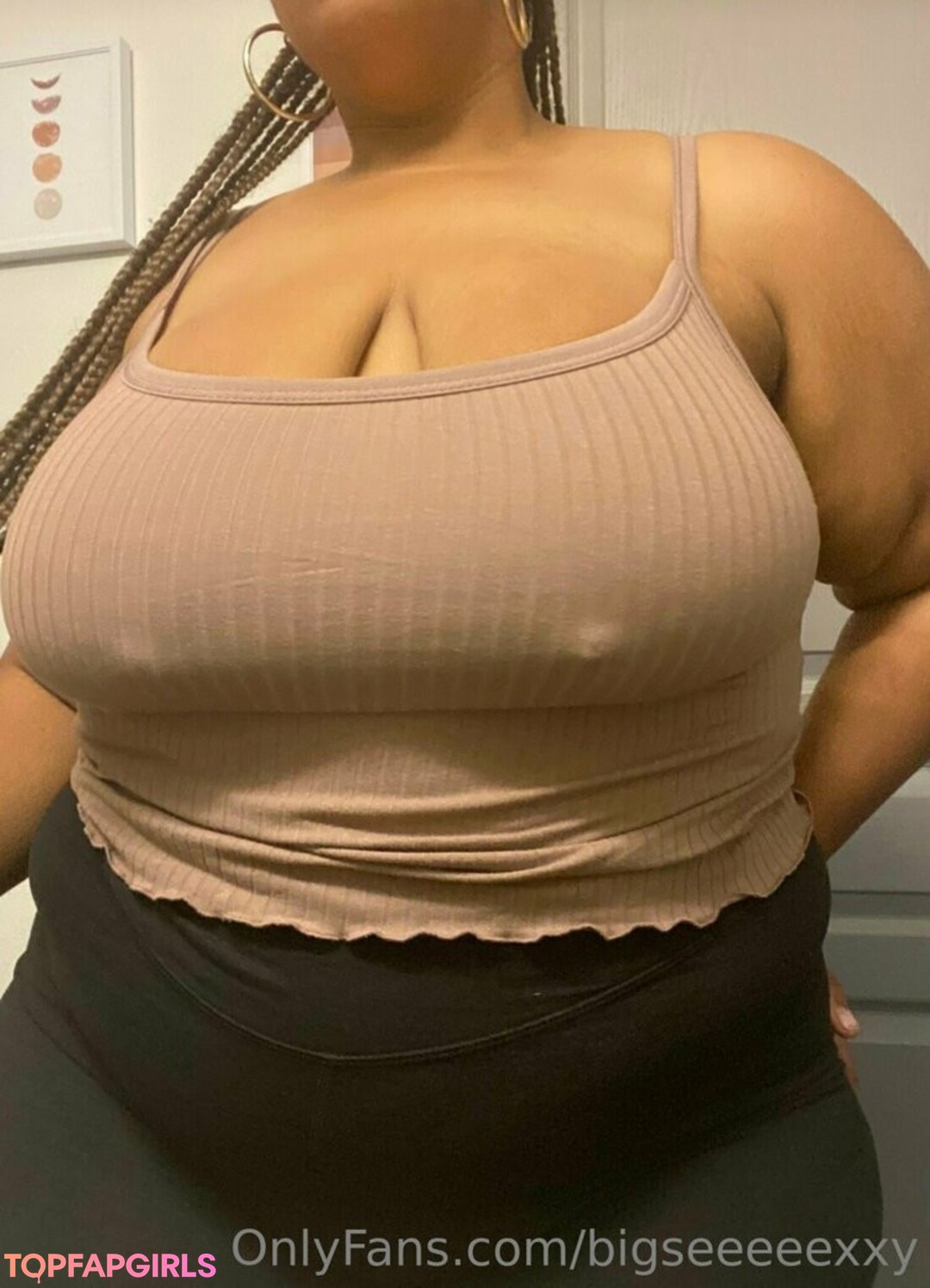 bigseeeeexxy naked star image