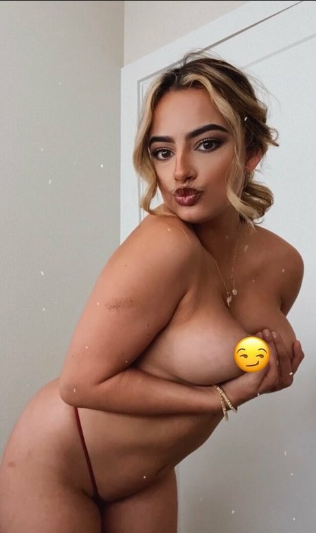 trans onlyfans porno image