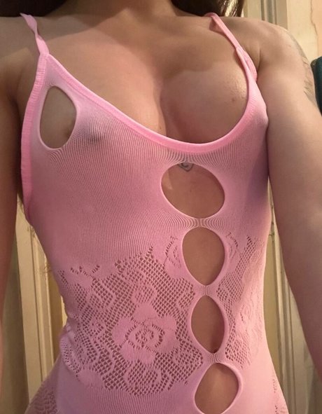 Erika Fleur pornstar top picture