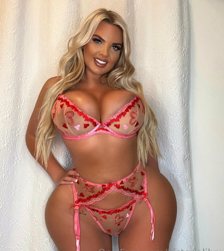 Victorialilyx art model photos