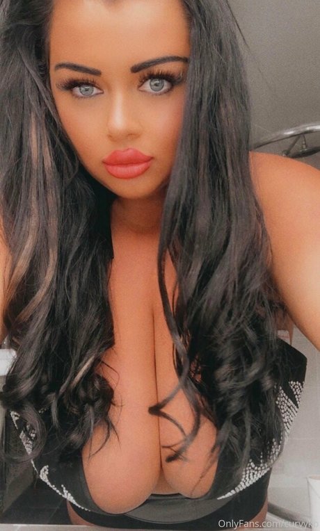 dripping pussy onlyfans beautiful photo