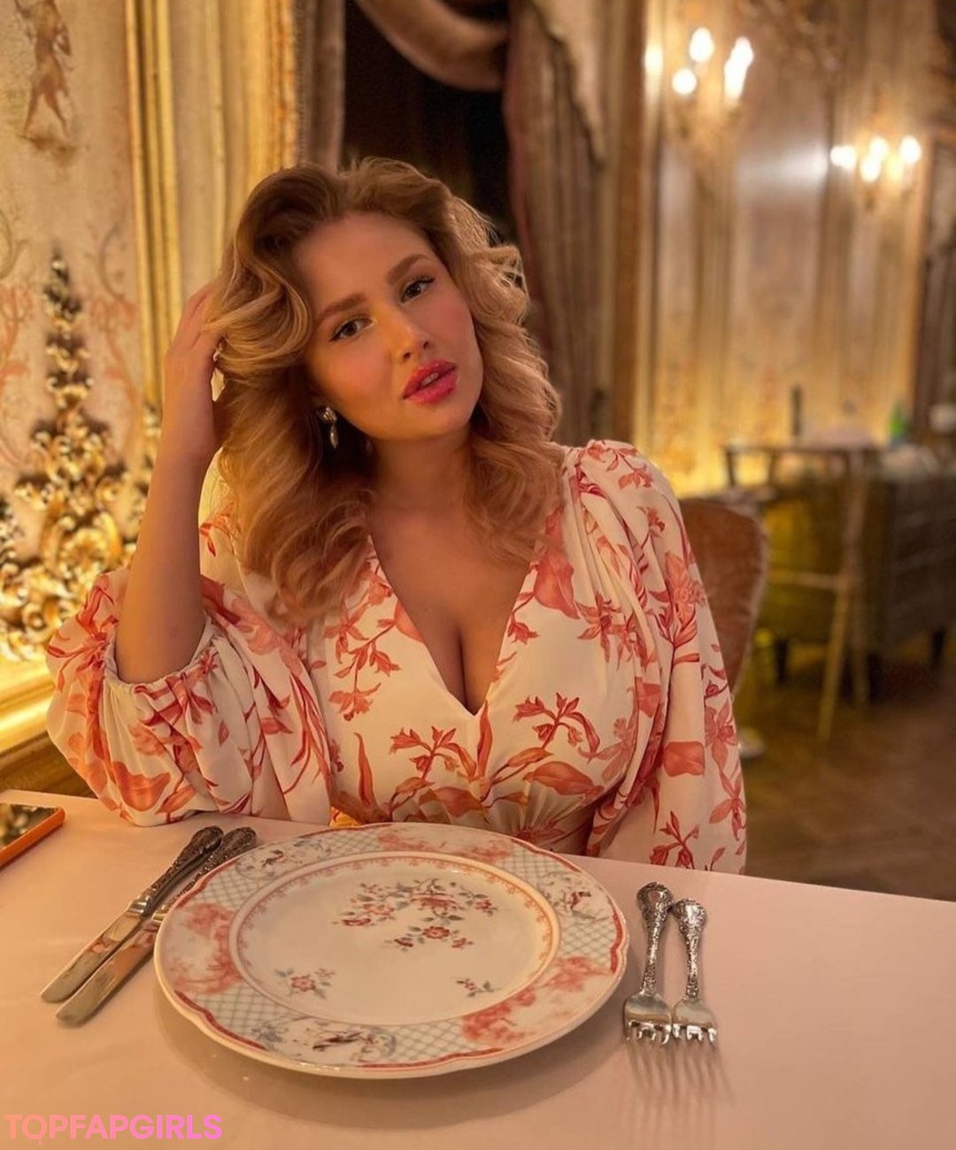 Merelin sexy pornstar img