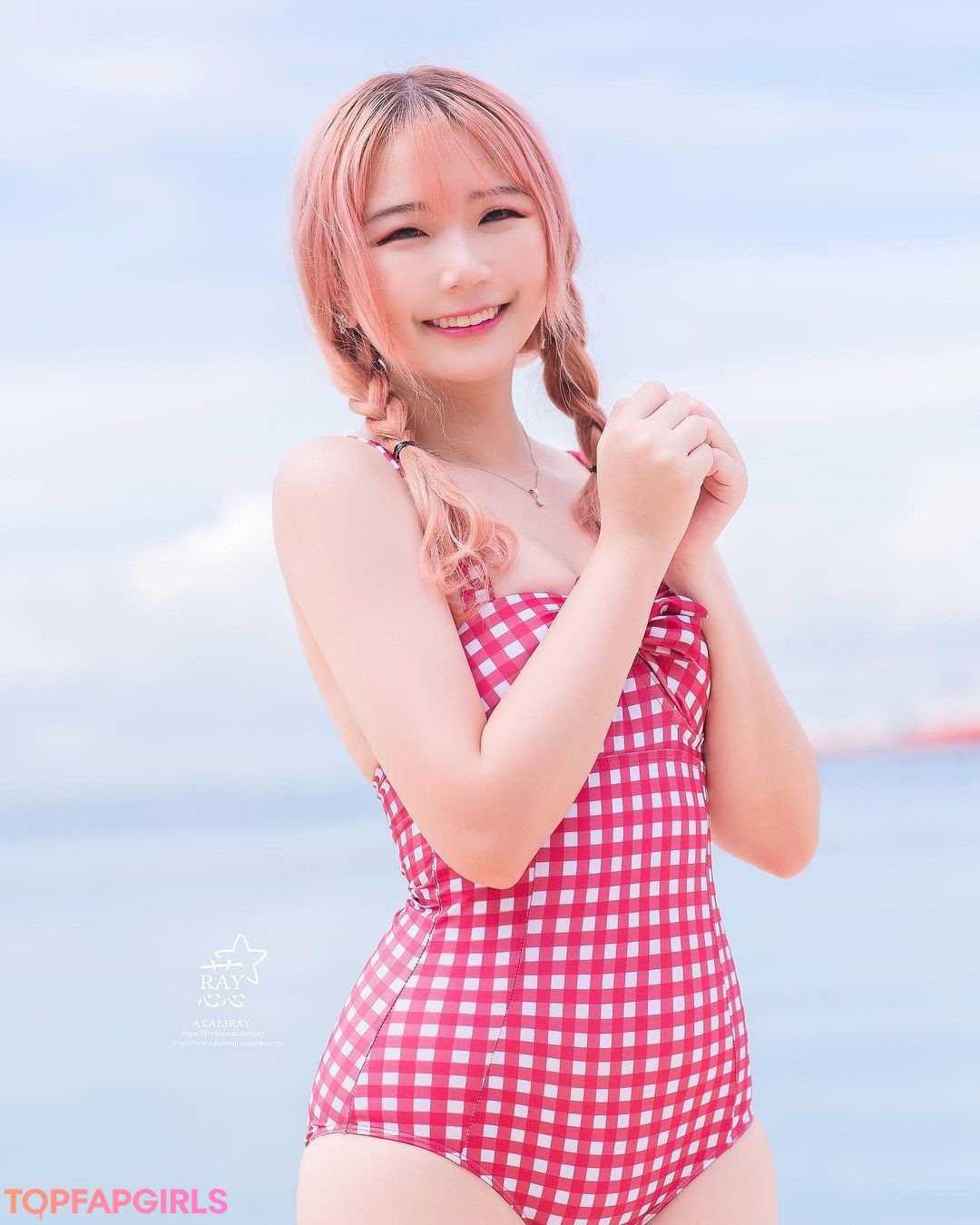 Akaei Ray erotic model photos