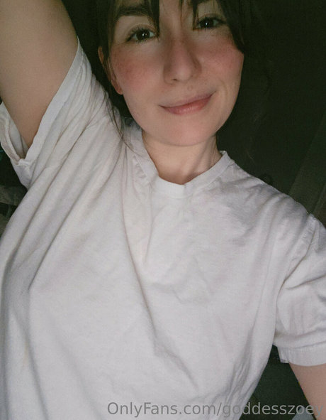 GoddessZoey porn actress gallery