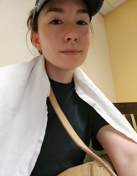 GoddessZoey art model photos