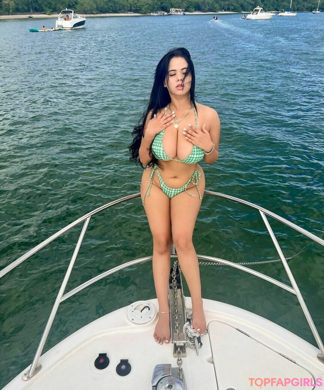 chubby nude onlyfans free naked photos