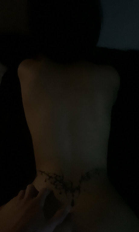 urfreakgemini model pretty img