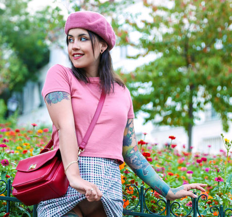 Prunette beautiful actress galleries