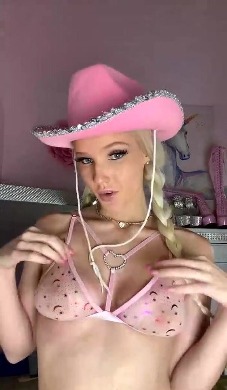 Linsey99 star pornographic archive