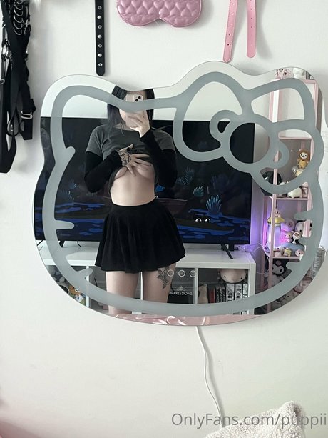 mewisa naked model images