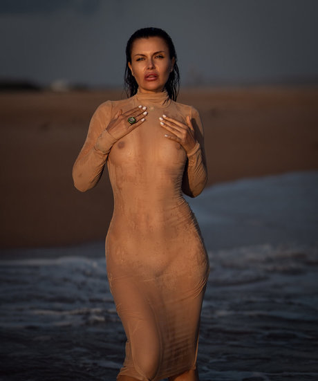 blonde natural onlyfans hot pic