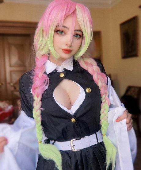 asunah pornstar sexy image