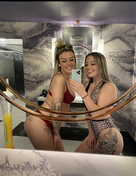 wtkhxrated model porn pics