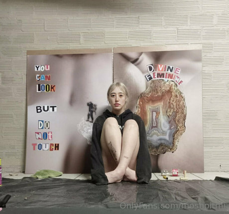 asian onlyfans adult photos