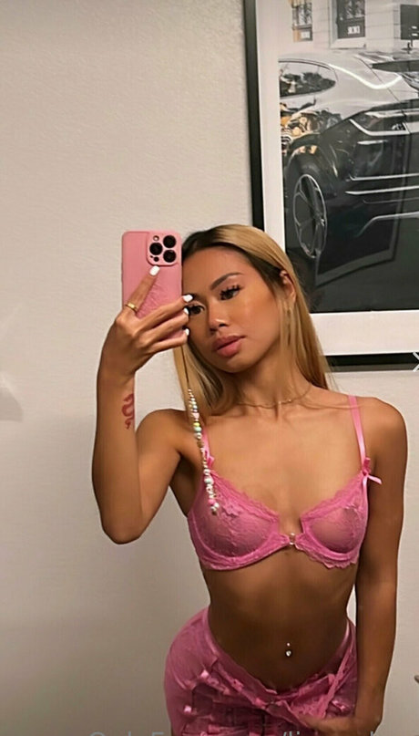 ebony cumshot onlyfans nude photo