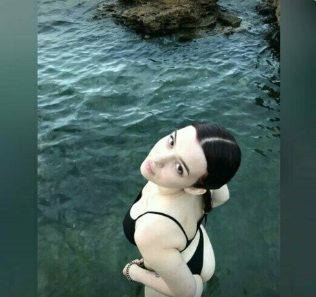 teen feet onlyfans nude pic