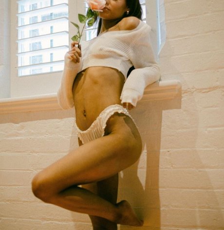 loochibabi beautiful actress pictures