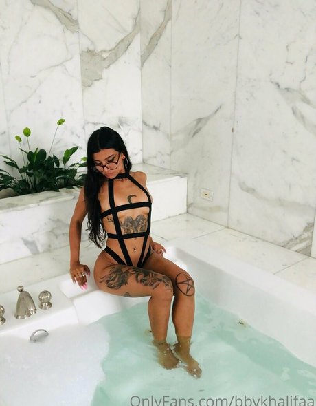 teen shemale onlyfans beautiful nude img