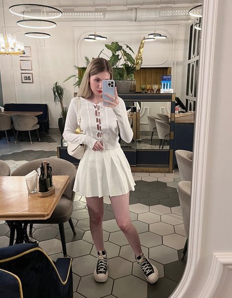 mature hairy pussy onlyfans beautiful nude photo