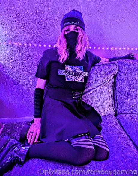 femboygaming sexy actress image