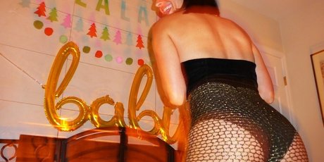 Jade Catta Preta model naked galleries