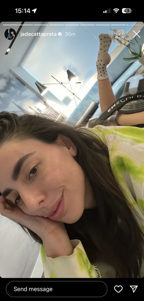 Jade Catta Preta pretty actress image